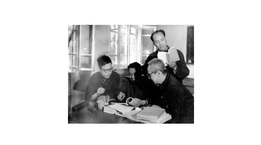 支邊教師討論學習